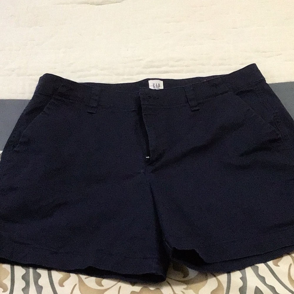 Gap Shorts - Size 8 Navy blue